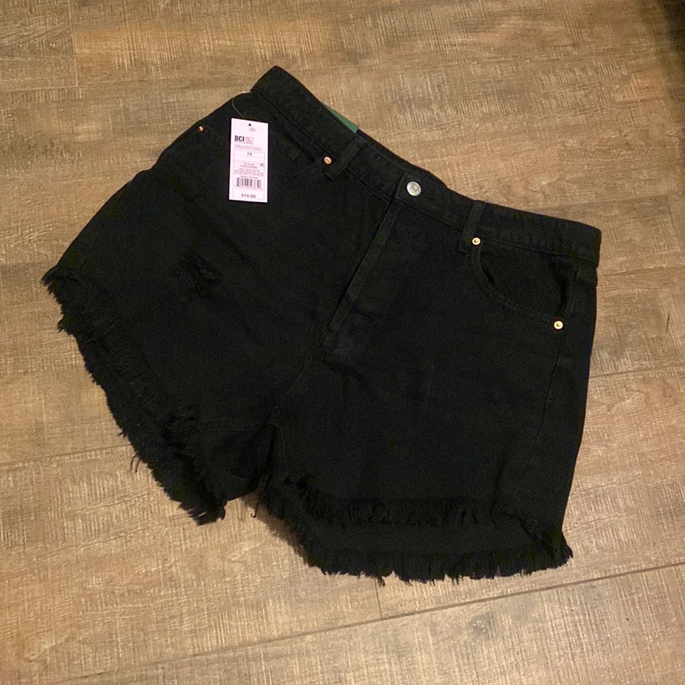 New With Tags! Size 14 Black Wild Fable Denim Shorts w/ Frayed Hem